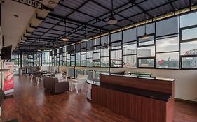 RedDoorz Plus near Semanggi